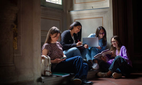 Per chi studia: Il tuo futuro inizia ora